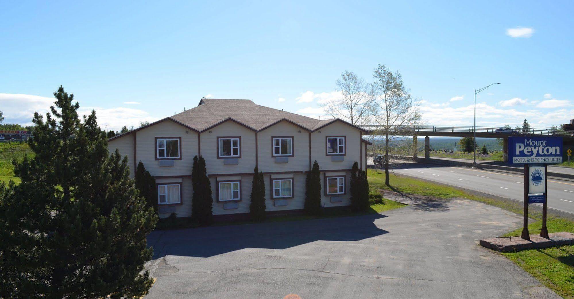 Mount Peyton Resort & Conference Centre (Adults Only) Grand Falls Windsor Bagian luar foto
