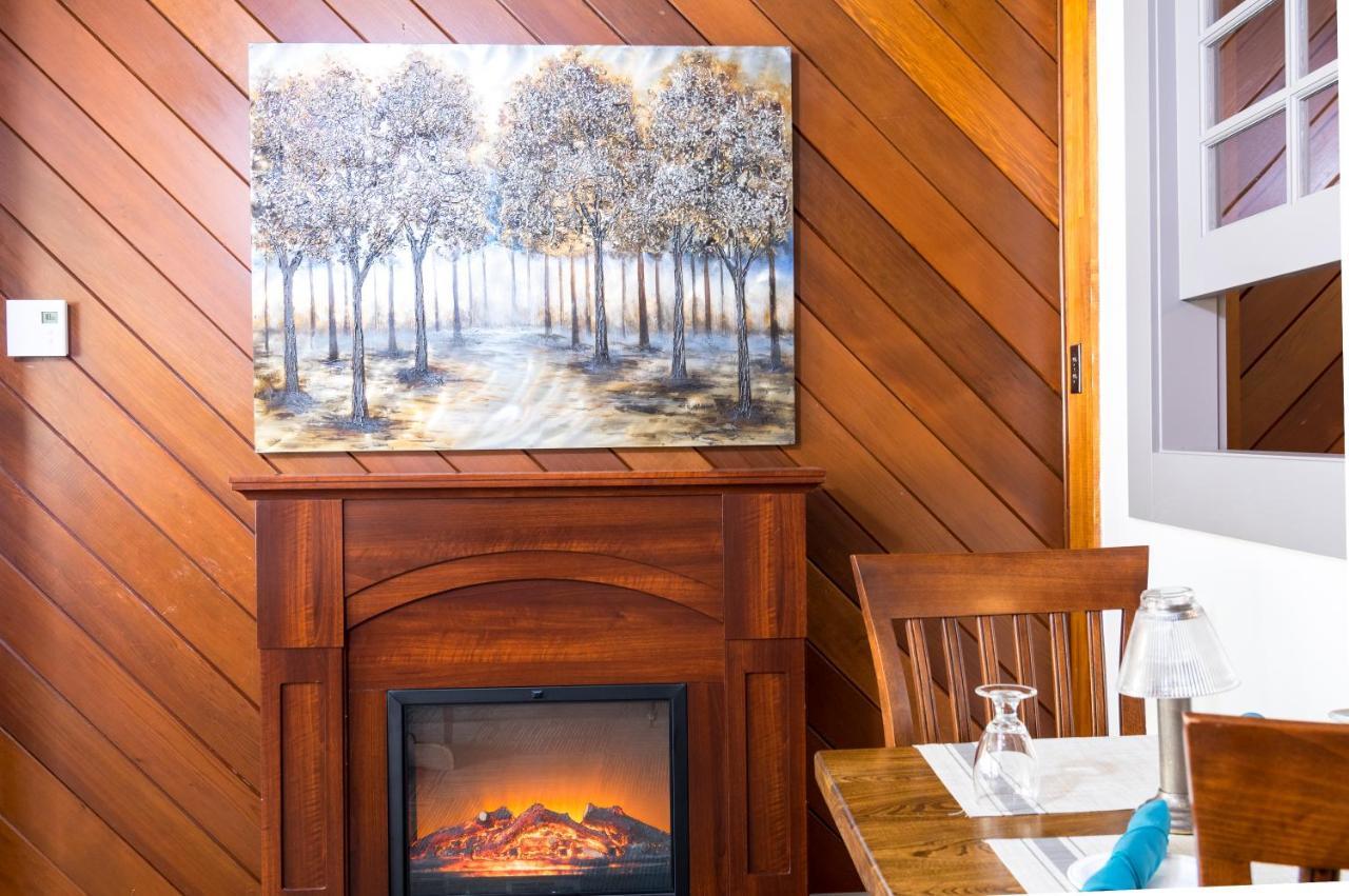 Mount Peyton Resort & Conference Centre (Adults Only) Grand Falls Windsor Bagian luar foto